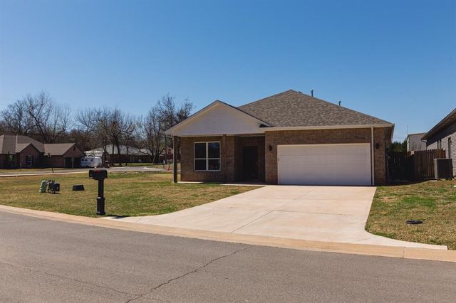629 Remington Avenue, Jones, OK 73034