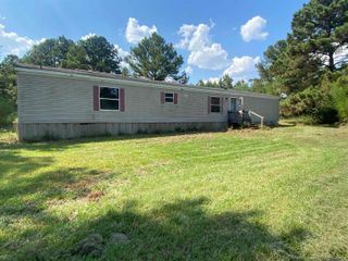1532 Genola Rd, Clinton, LA 70722
