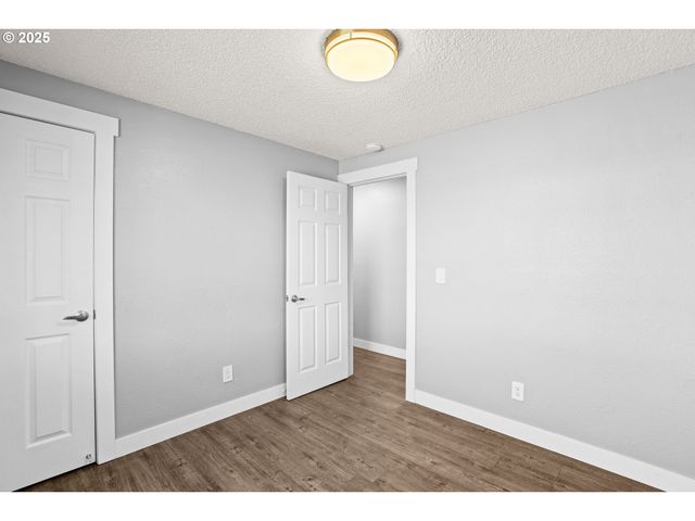 1401 Nw 102ND St, Vancouver, WA 98685