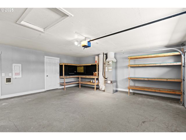 1401 Nw 102ND St, Vancouver, WA 98685