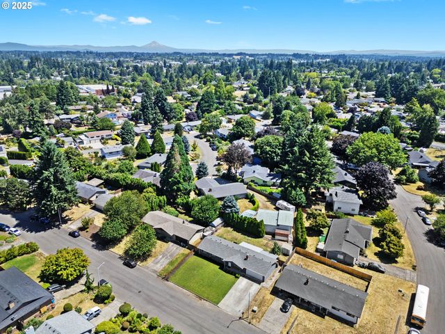 1401 Nw 102ND St, Vancouver, WA 98685