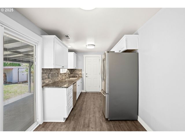 1401 Nw 102ND St, Vancouver, WA 98685