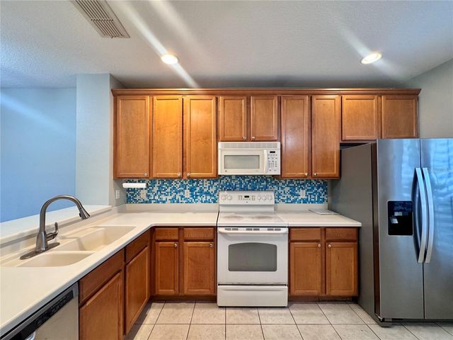 3411 WILSHIRE WAY ROAD 24, Orlando, FL 32829