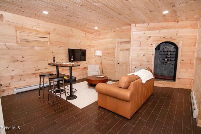 360-372 Beattie Hollow Road, Salem, NY 12865