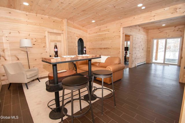 360-372 Beattie Hollow Road, Salem, NY 12865