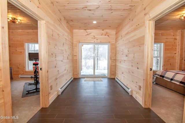 360-372 Beattie Hollow Road, Salem, NY 12865