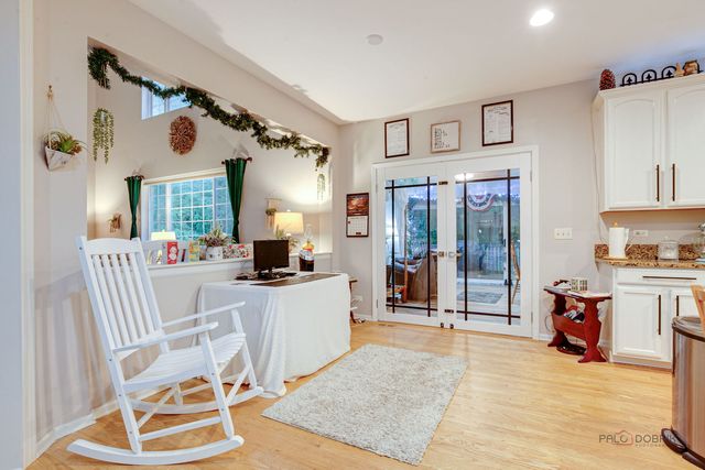 7449 Brentwood Lane, Gurnee, IL 60031