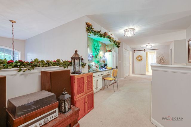 7449 Brentwood Lane, Gurnee, IL 60031