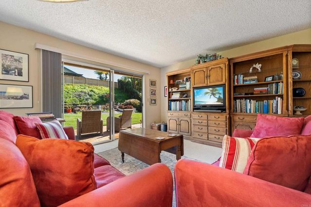 2021 Bruceala Court, Cardiff By The Sea, CA 92007