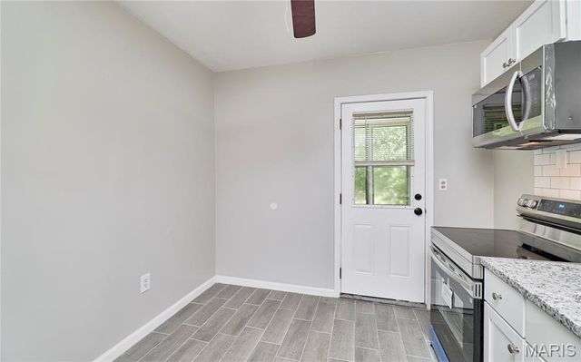 6525 Bartmer, University City, MO 63130