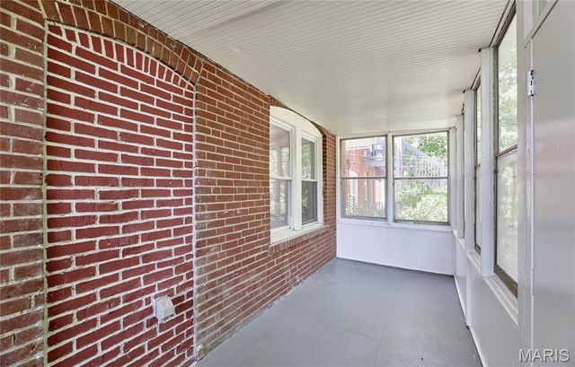 6525 Bartmer, University City, MO 63130