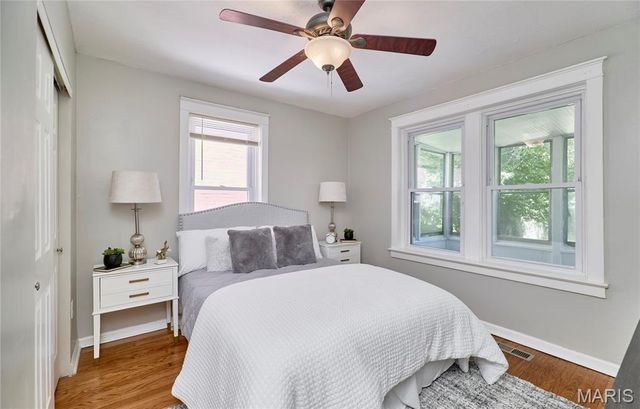 6525 Bartmer, University City, MO 63130