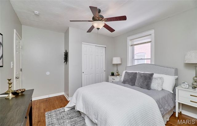 6525 Bartmer, University City, MO 63130