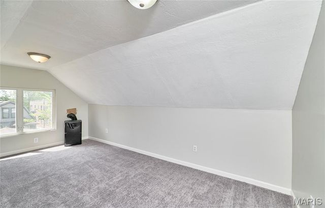 6525 Bartmer, University City, MO 63130