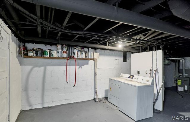 6525 Bartmer, University City, MO 63130