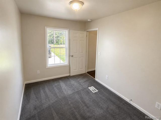 7509 Mettetal Street, Detroit, MI 48228