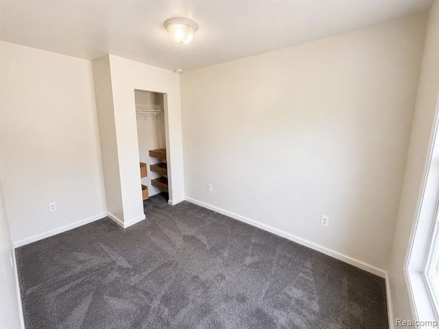 7509 Mettetal Street, Detroit, MI 48228