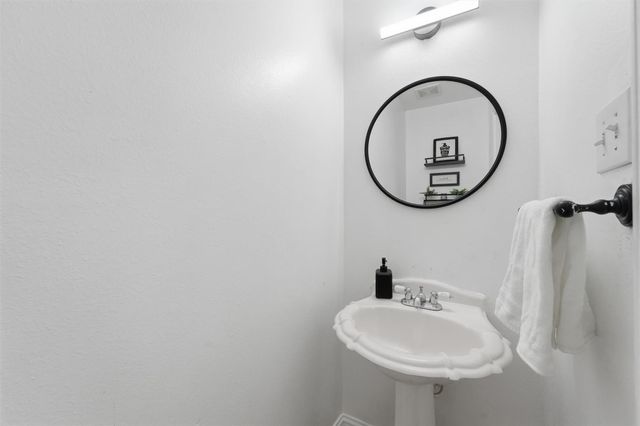 3602 Twisted Brook Drive, Houston, TX 77053