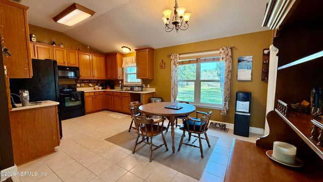 6535 WOODLAWN Road, Macclenny, FL 32063