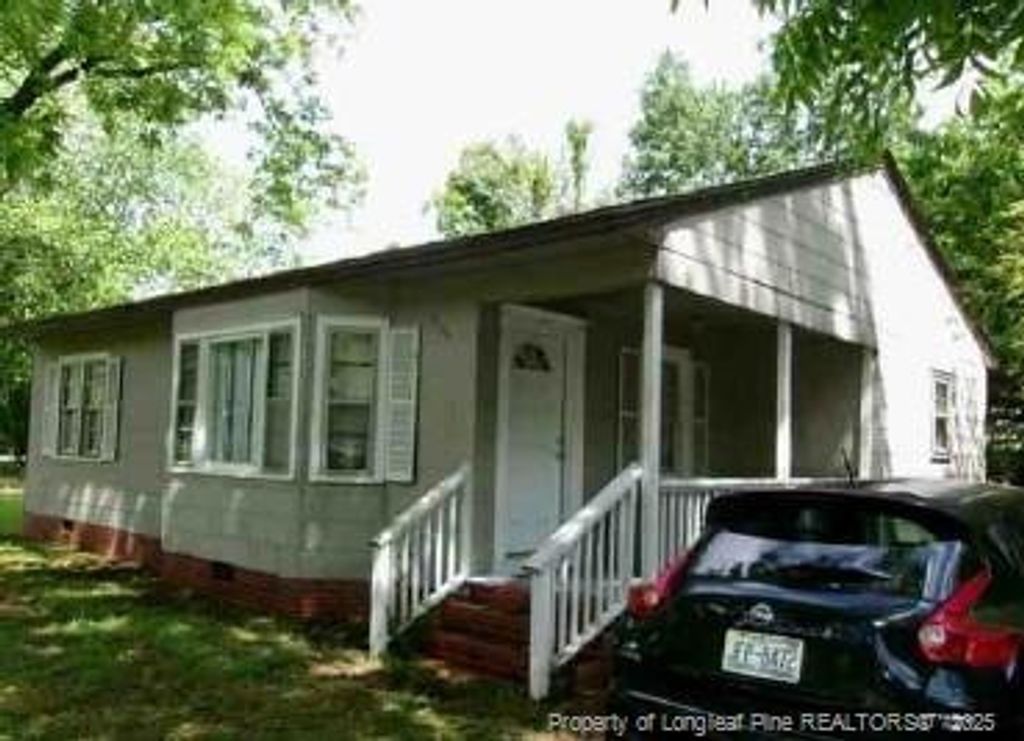 5106 Banyan Road, Fayetteville, NC 28304