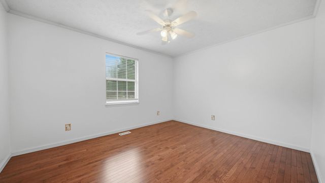 438 Fallen Leaf Drive, Soddy Daisy, TN 37379
