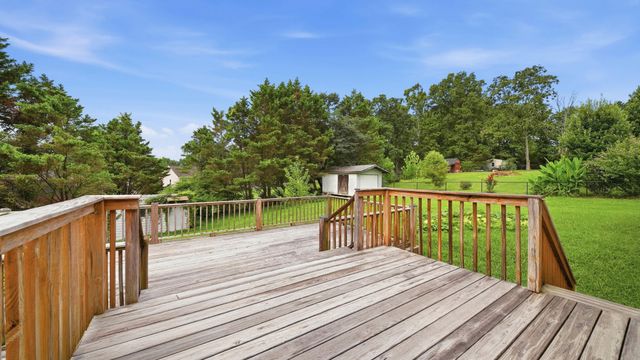 438 Fallen Leaf Drive, Soddy Daisy, TN 37379