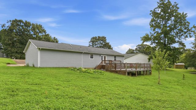438 Fallen Leaf Drive, Soddy Daisy, TN 37379
