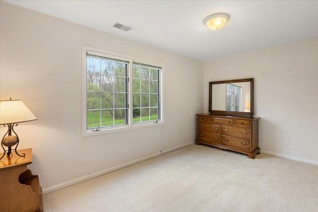 2107 Blue Bell Way, Grand Rapids, MI 49504