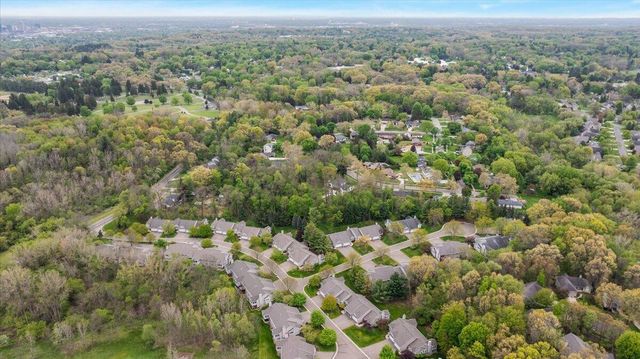 2107 Blue Bell Way, Grand Rapids, MI 49504