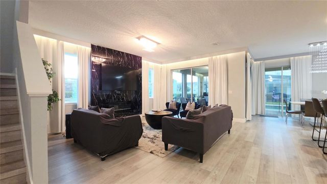 9015 PELICAN COVE TRACE, Kissimmee, FL 34747