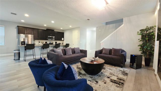 9015 PELICAN COVE TRACE, Kissimmee, FL 34747