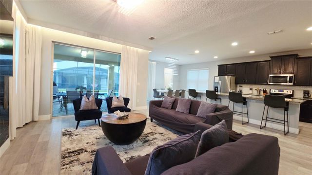 9015 PELICAN COVE TRACE, Kissimmee, FL 34747