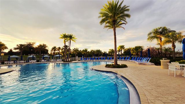9015 PELICAN COVE TRACE, Kissimmee, FL 34747