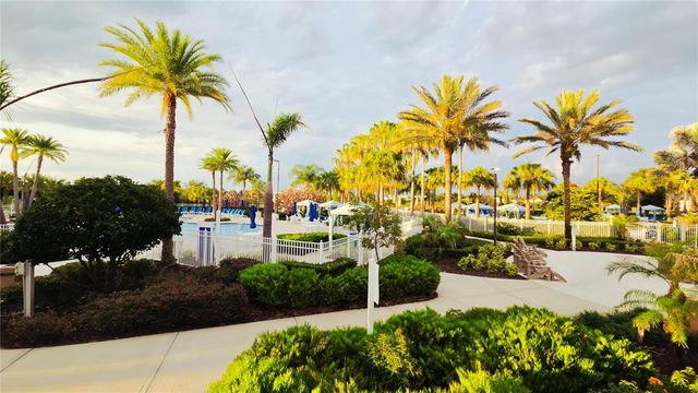 9015 PELICAN COVE TRACE, Kissimmee, FL 34747