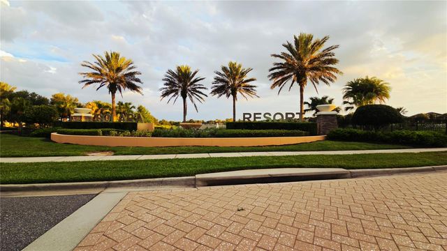 9015 PELICAN COVE TRACE, Kissimmee, FL 34747