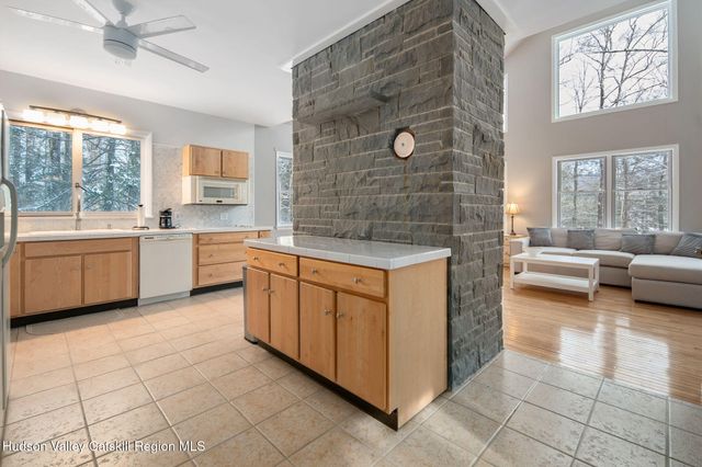 105 Mcnamee Road, Canaan, NY 12029