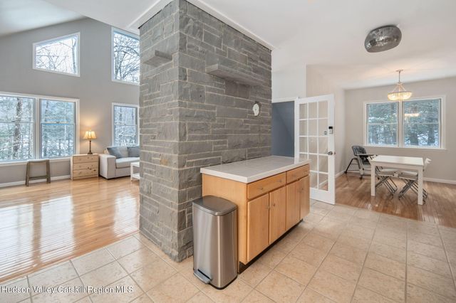 105 Mcnamee Road, Canaan, NY 12029