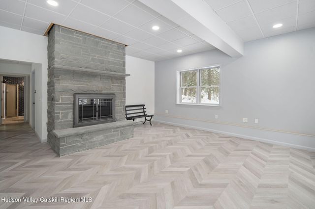 105 Mcnamee Road, Canaan, NY 12029