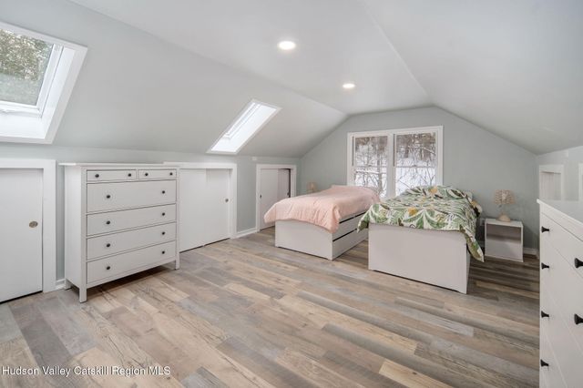 105 Mcnamee Road, Canaan, NY 12029