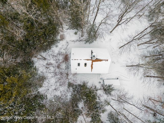 105 Mcnamee Road, Canaan, NY 12029