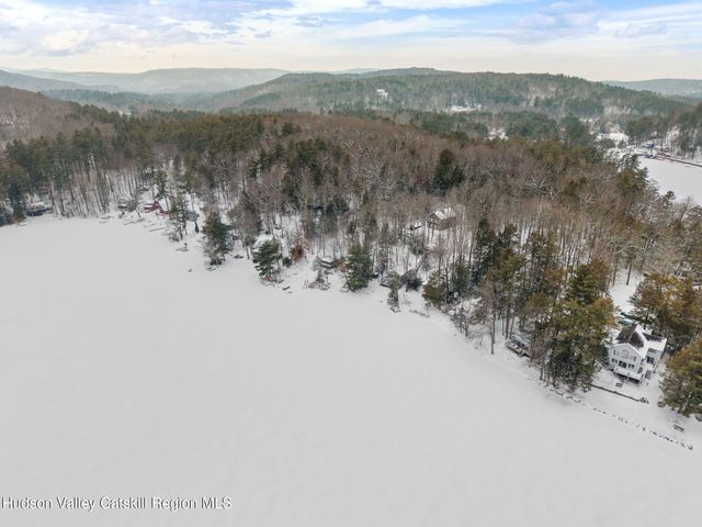 105 Mcnamee Road, Canaan, NY 12029