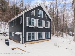 105 Mcnamee Road, Canaan, NY 12029