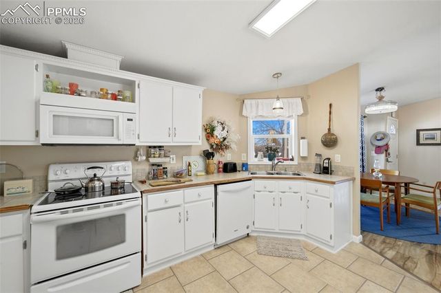 4687 Pine Marten Point, Colorado Springs, CO 80922