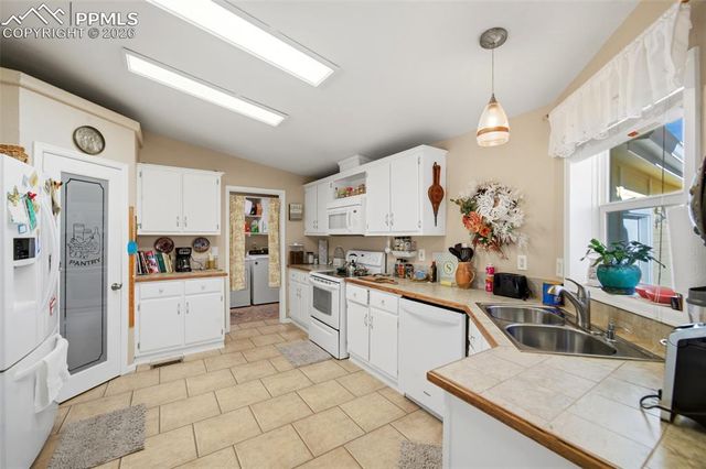 4687 Pine Marten Point, Colorado Springs, CO 80922