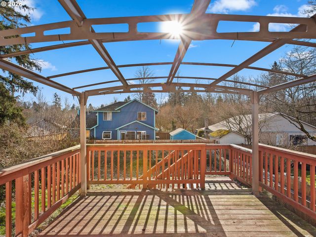 9336 Se REGENTS Dr, Milwaukie, OR 97222