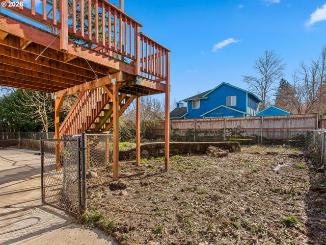 9336 Se REGENTS Dr, Milwaukie, OR 97222