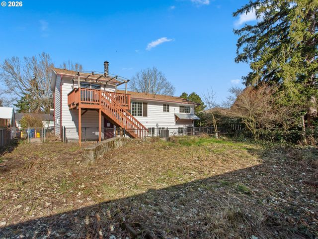 9336 Se REGENTS Dr, Milwaukie, OR 97222