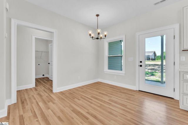 5126 N Old Laurens Road, Gray Court, SC 29645