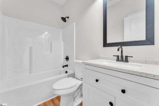 5126 N Old Laurens Road, Gray Court, SC 29645