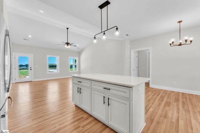 5126 N Old Laurens Road, Gray Court, SC 29645